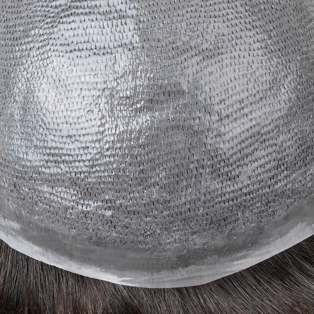 Close-up view of hairpiece&